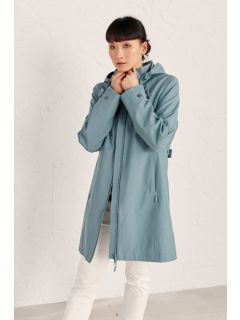 seasalt-regenjas-dames-coverack-blauw-model